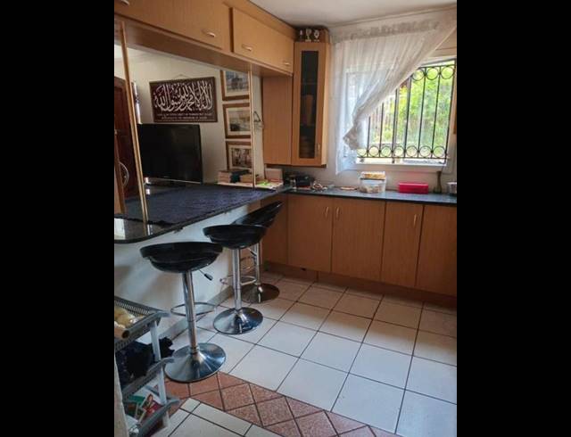 3 BEDROOM HOUSE FOR SALE IN PRETORIA WEST